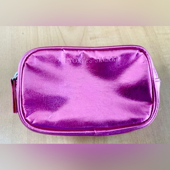 Victoria's Secret Handbags - Victorias secret small makeup bag tote